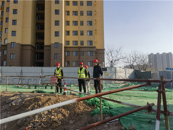 �T���L��